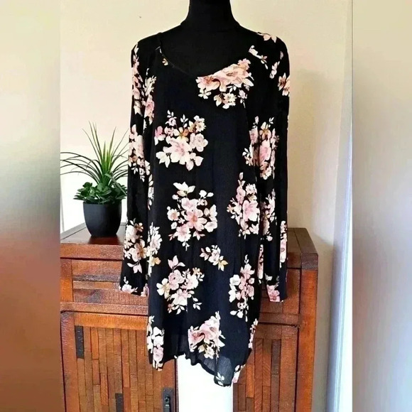 ❤️ Lily Morgan Long Sleeved Floral Dress Size  Medium - Picture 1 of 11